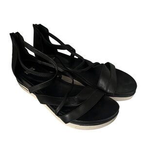 Eileen Fisher Skip Black Leather Strappy Platform Sandals Sz 10